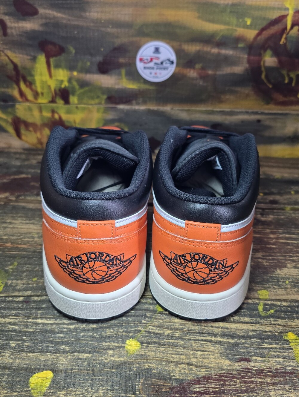 Nike Air Jordan 1 Low Shattered Backboard 553558-081 Men’s Size 11 BRAND NEW - Picture 6 of 8